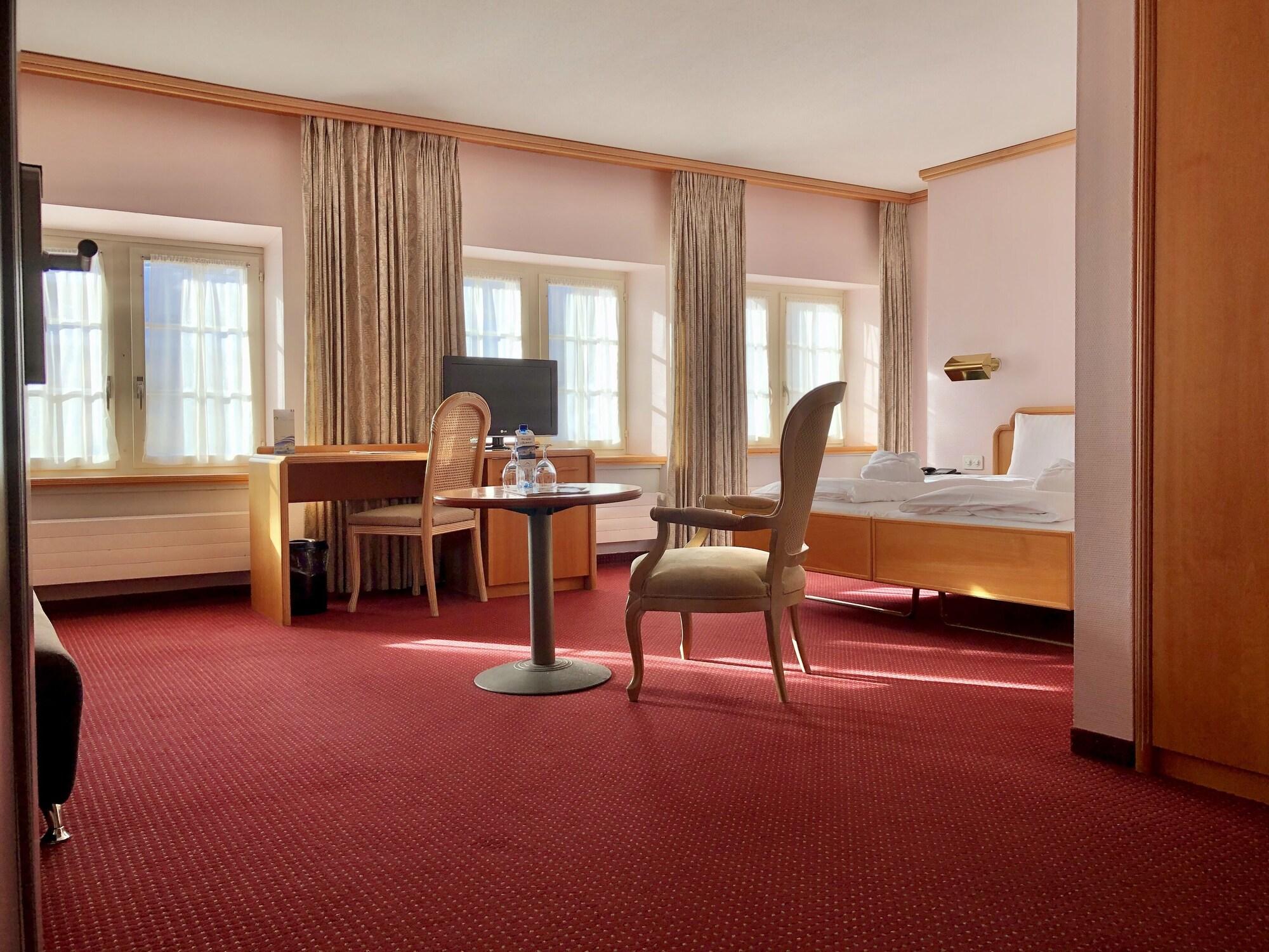 Thermal Hotels & Walliser Alpentherme Leukerbad Exterior foto
